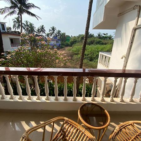 Shanu'S Seaside Inn - A Family-Run Guesthouse Just 100 Metres From Candolim Beach Екстер'єр фото