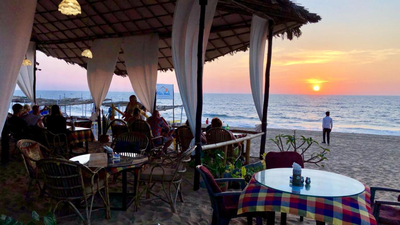 Shanu'S Seaside Inn - A Family-Run Guesthouse Just 100 Metres From Candolim Beach Екстер'єр фото