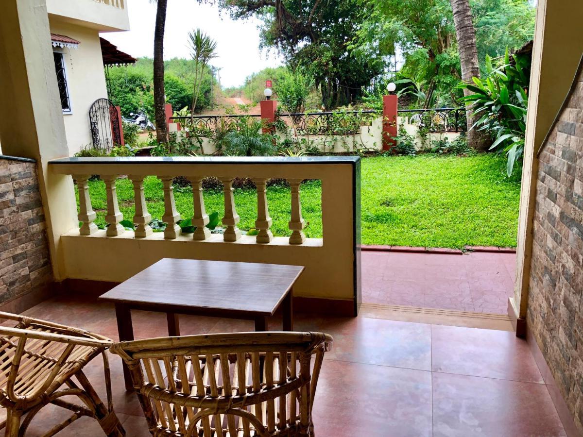 Shanu'S Seaside Inn - A Family-Run Guesthouse Just 100 Metres From Candolim Beach Екстер'єр фото